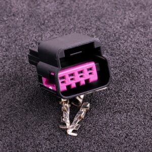 Connector 4-pin Delphi GT150