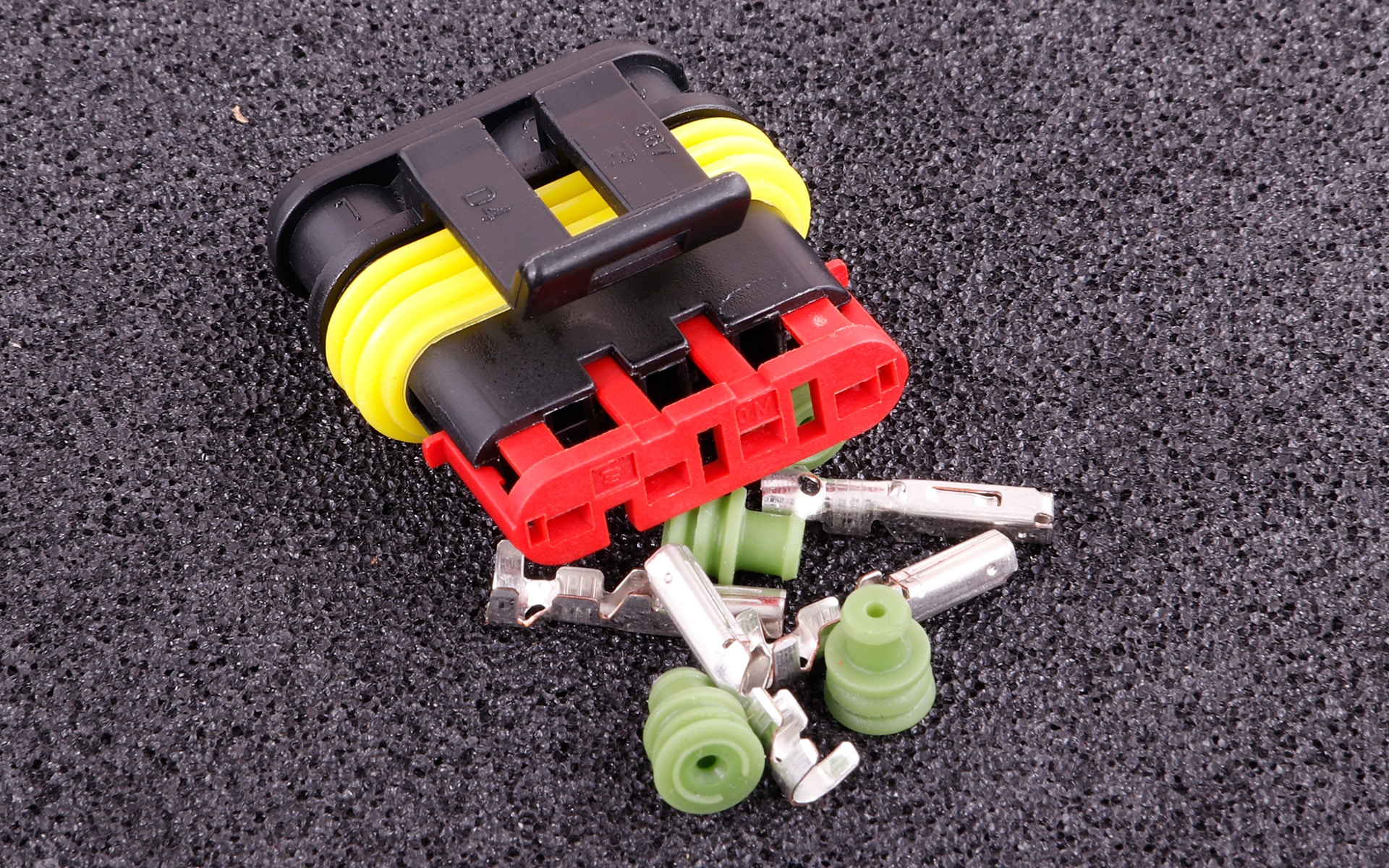 4-way socket housing Superseal Connector