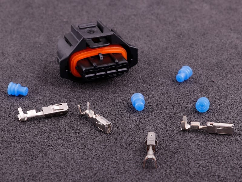 Bosch Compact 4-Way Connector