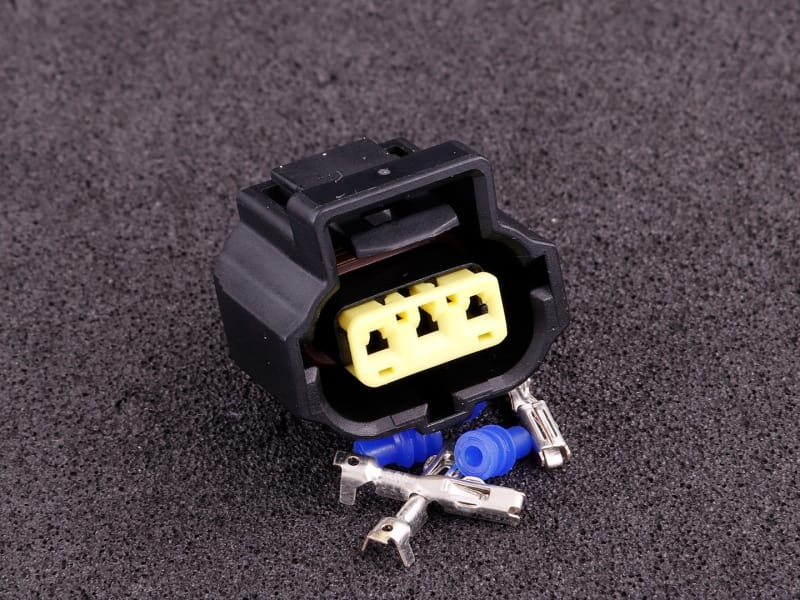 Coyote Alternator Connector